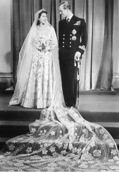 queen elizabeth 2 wedding dress. Queen Elizabeth II and Prince