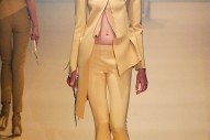 MUGLER-Spring-2012-Ready-To-Wear-Runway-4