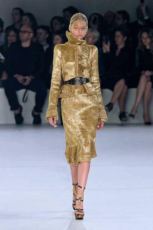 Spring 2012 Ready-To-Wear: Alexander McQueen Women Collection | Fashion ...