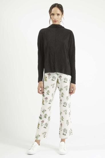 5 Types Of Printed Trousers To Try On NOW! [Trend Report]