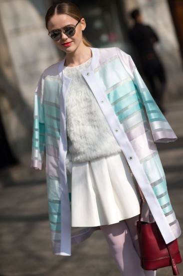Kristina Bazan - total white with colorful coat and lilac thighs - pastels for spring - milano fashion week HB