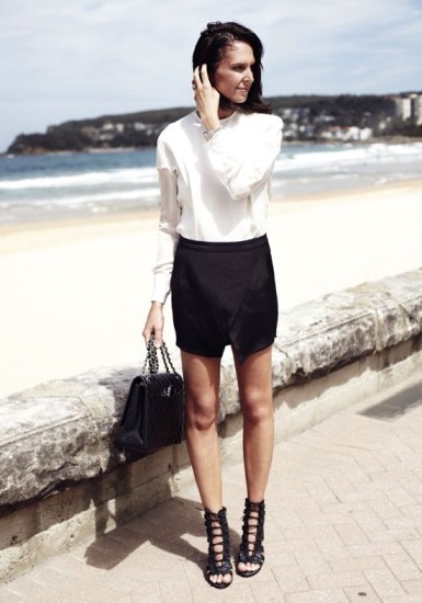Monochrome outfit with gorgeous lace up shoes