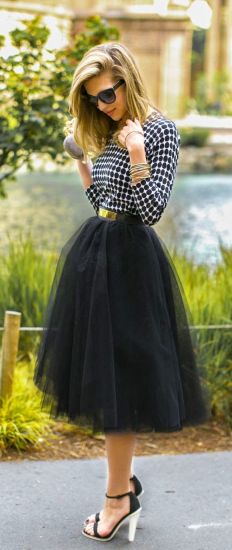 How To Wear The Midi Skirt This Fall