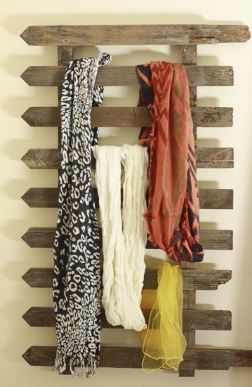 44 Affordable Holiday Decorating Tips