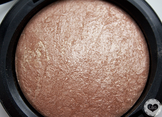 MAC Mineralize Skinfinish in 'Soft and Gentle’
