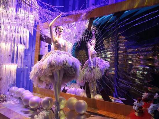 The Magical World Of Winter Window Displays