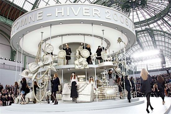 The Magical World Of Winter Window Displays