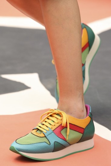 in trend sneakers