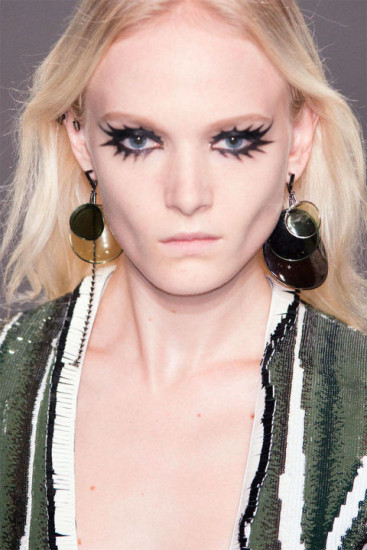 Irregular earrings
