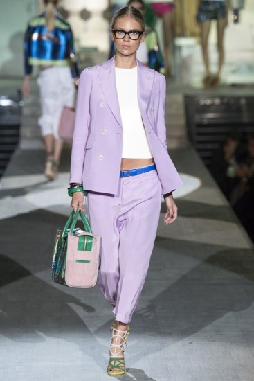 How to wear pastels