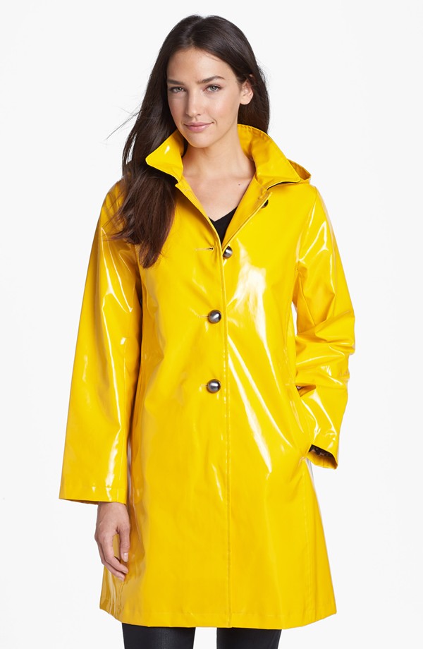 3 Types Of Raincoats That Will Make You Look Gorgeous In The Rain