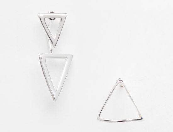 how to wear statement earrings